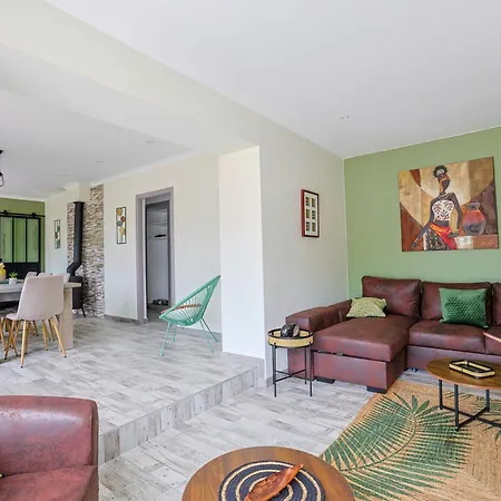 Le Saint-roch #jardin #paisible Casa de Férias