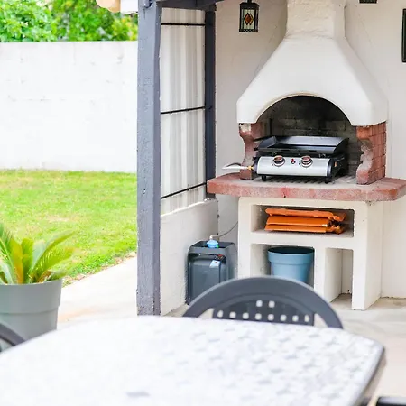 Le Saint-roch #jardin #paisible Casa de Férias *