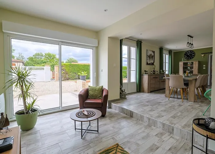 Le Saint-roch #jardin #paisible 干邑