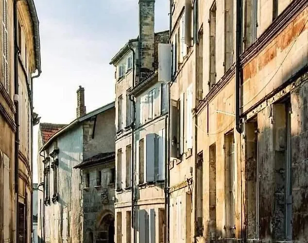 度假居 Le Saint-roch #jardin #paisible *